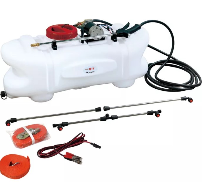 ¿Cómo se comparan los rociadores sin boomless vs. boom para aplicaciones ATV?